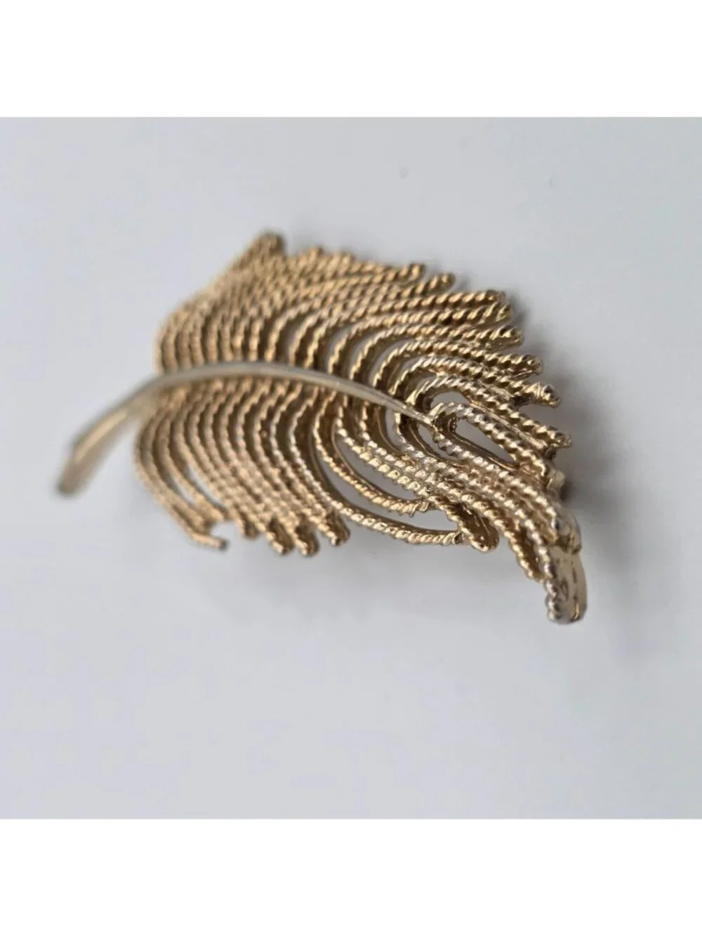 Gold-Tone Leaf Brooch Pin With Textured Design By Monet 3